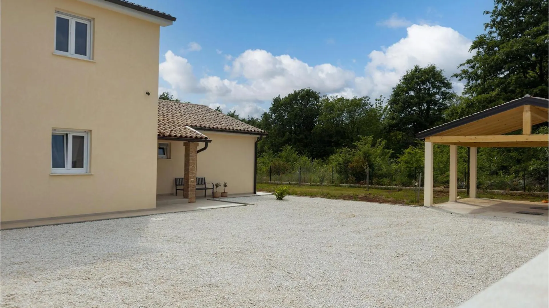4 Bedroom Lovely Home In Pusti Peresiji 0*,  Horvátország
