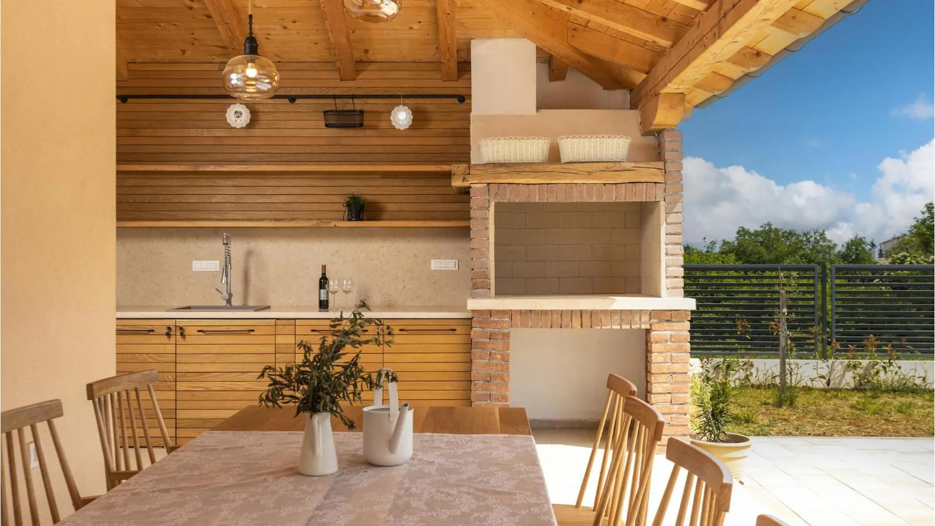 4 Bedroom Lovely Home In Pusti Peresiji Nyaraló